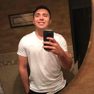 Meet your Posher, Alek